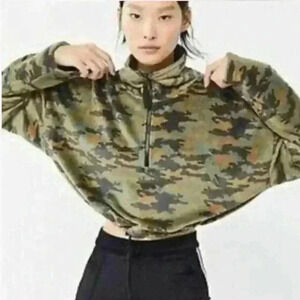 Urban Outfitters Cropped Camo Half Zip